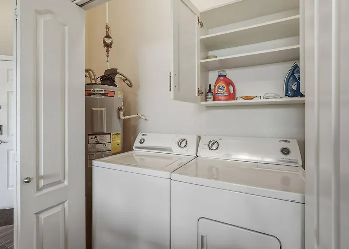 Apartment Ascent 1070 2br L 2ba L Free Parking L Pool L Gym *