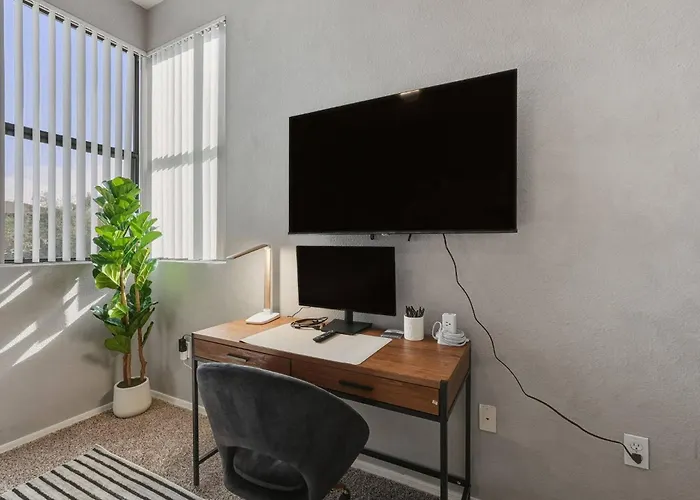 Apartment Ascent 1070 2br L 2ba L Free Parking L Pool L Gym