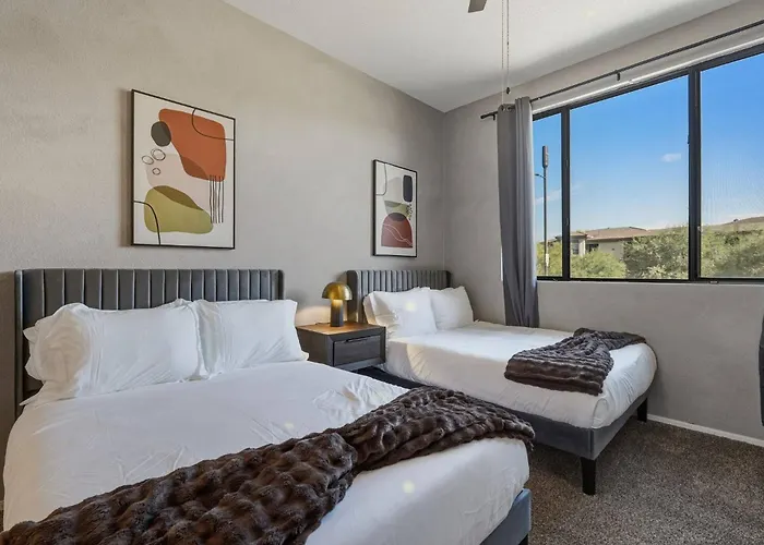 Ascent 1070 2br L 2ba L Free Parking L Pool L Gym *